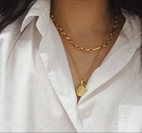 Modern Interlocking Gold Chain Necklace - Zafari Studio Jewelry